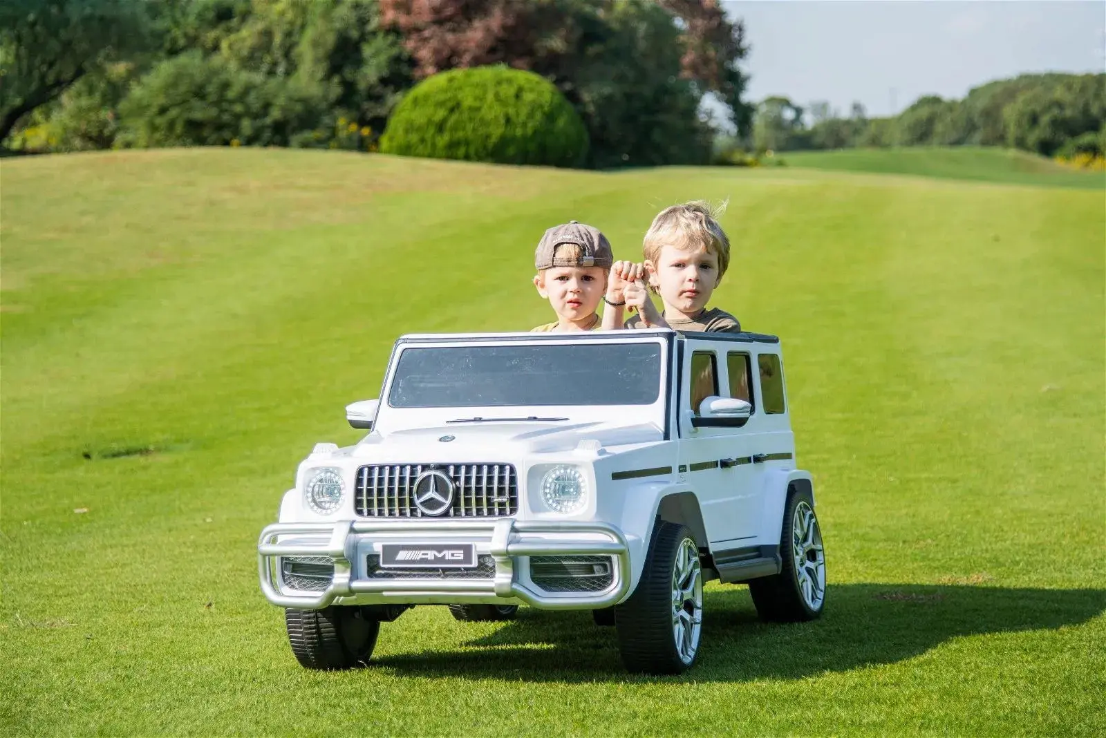 Officially Licensed Mercedes G63 AMG 24V 2-Seater Ride-On Car - Image 6