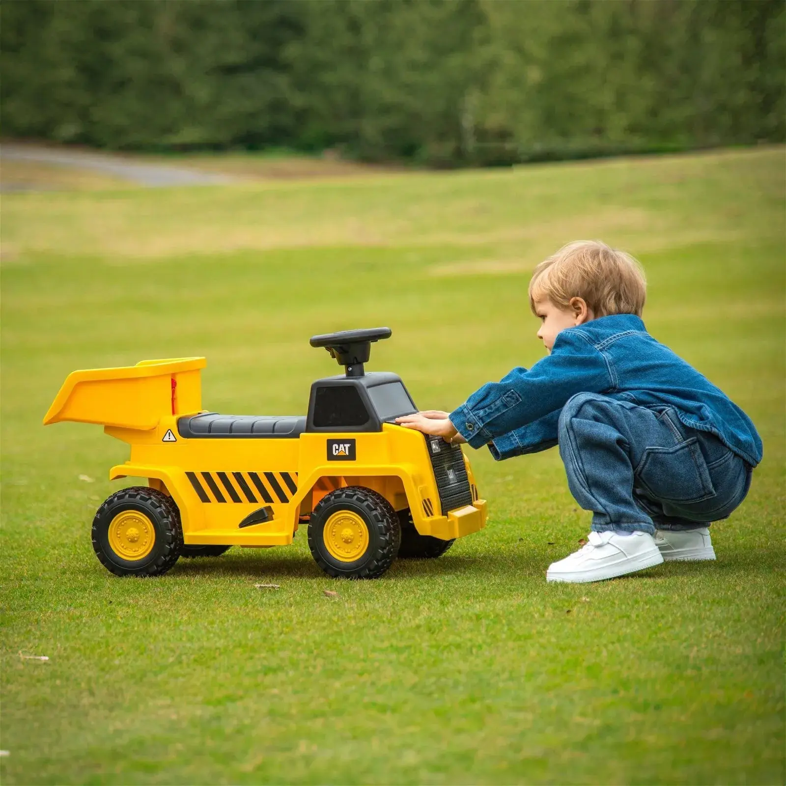 6V CAT Dump Truck Ride-On Toy - Image 6