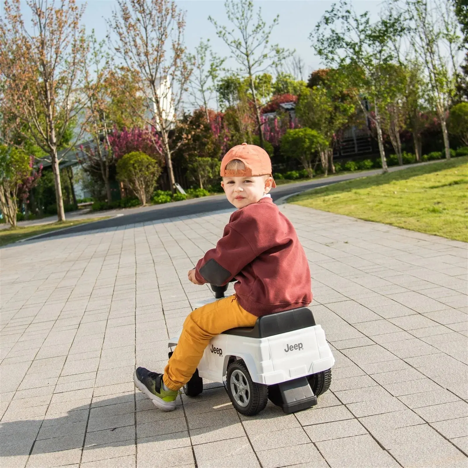 Jeep Rubicon Foot to Floor Ride-On for Toddlers - Image 16