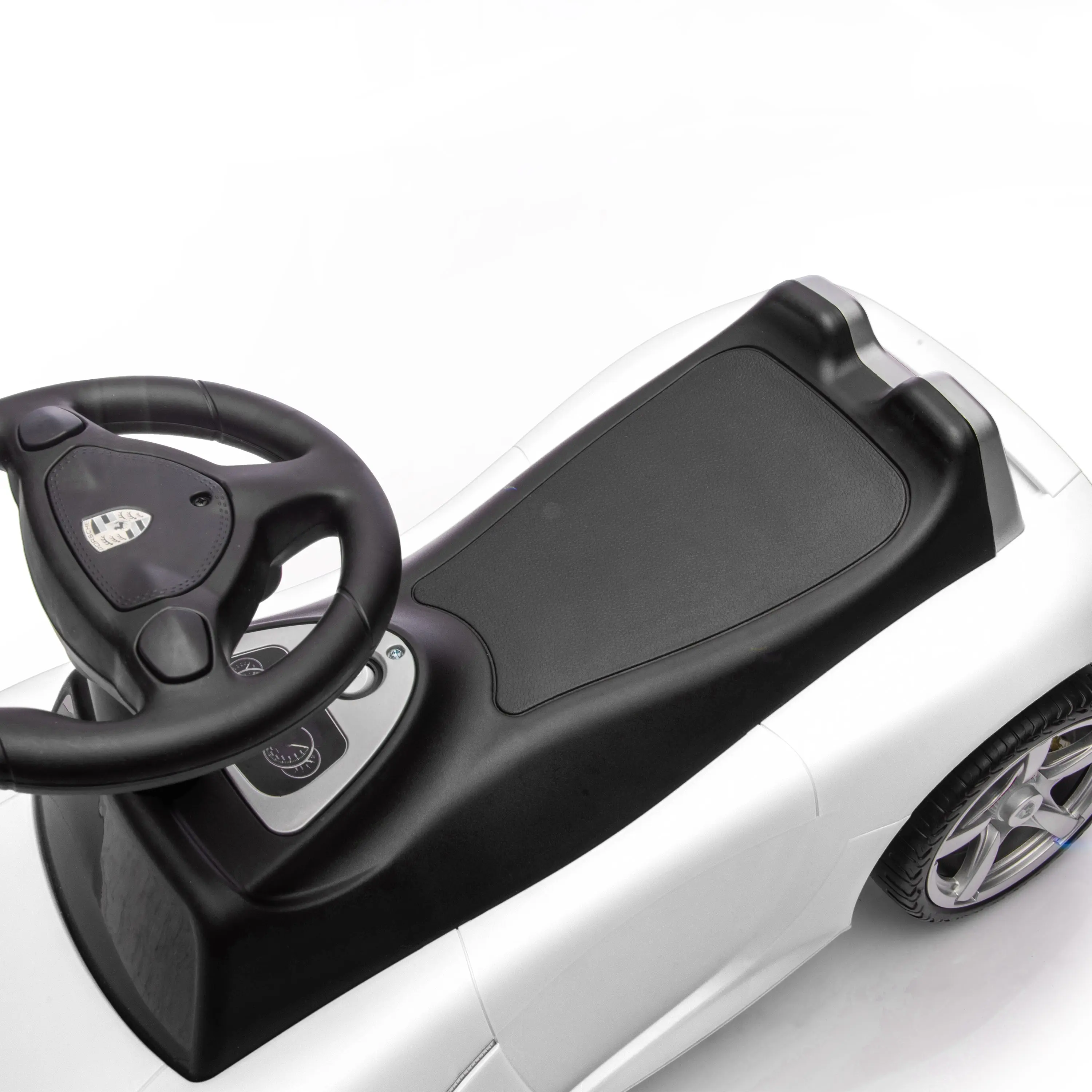 Porsche 911 Carrera GT Foot-to-Floor Ride-On - Image 13